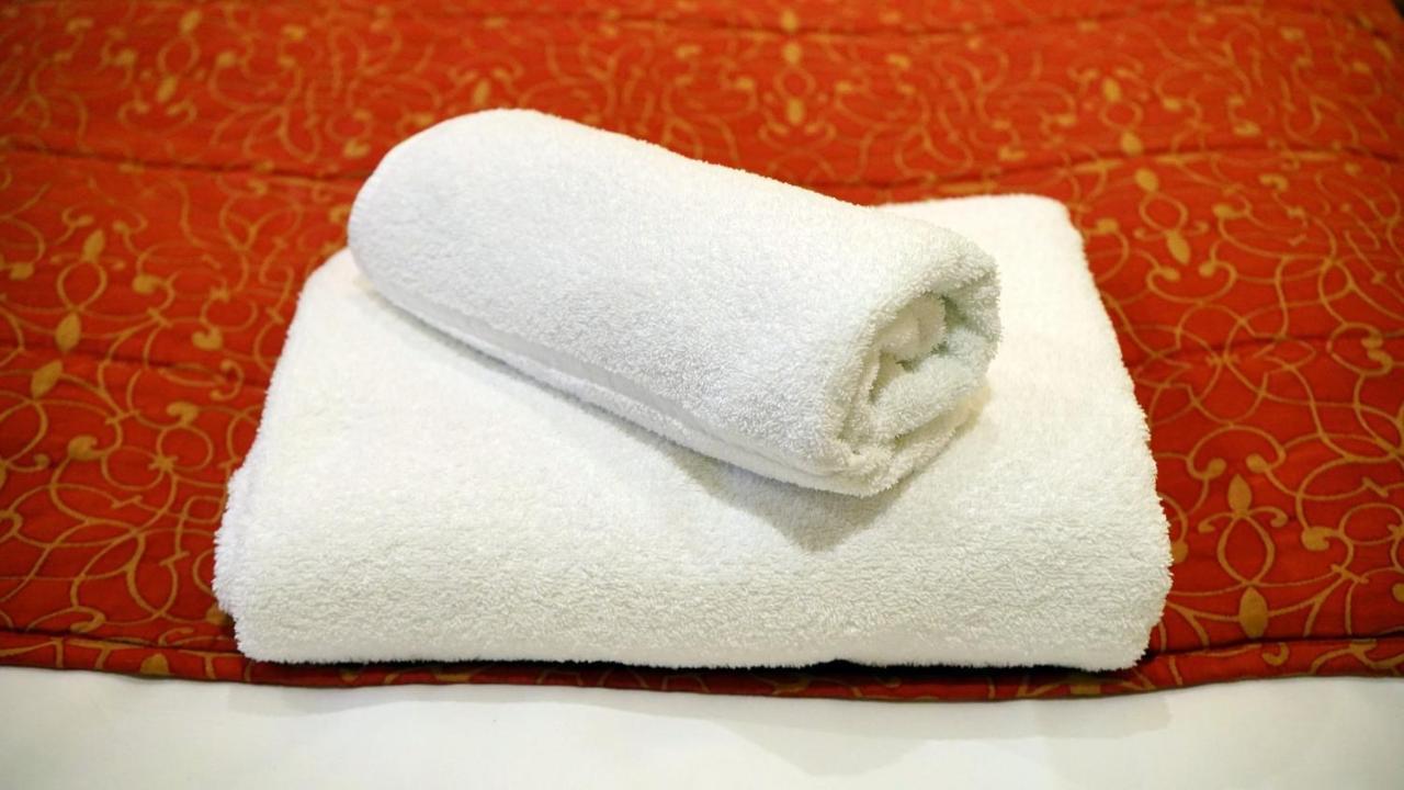 Oyo Hotel Grand City Tezpur Ngoại thất bức ảnh
